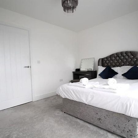 Broomfield Beaulieu Park - Sleeps 10 - Chelmsford别墅 外观 照片