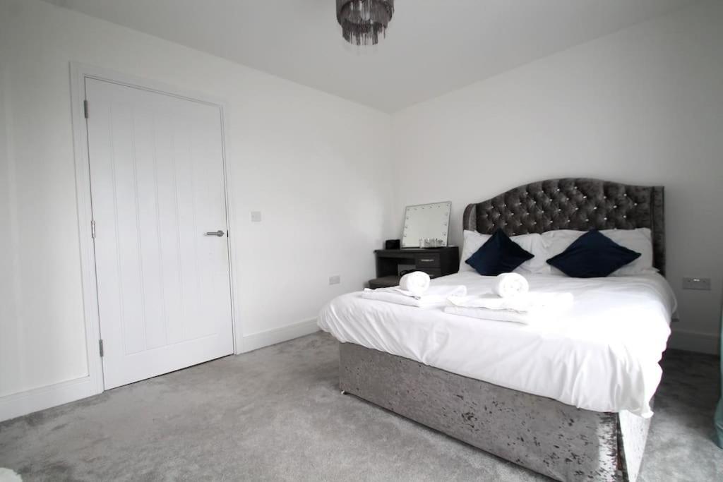 Broomfield Beaulieu Park - Sleeps 10 - Chelmsford别墅 外观 照片